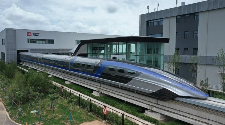 Најбрзиот воз во светот е кинески со брзина од 600 км/час